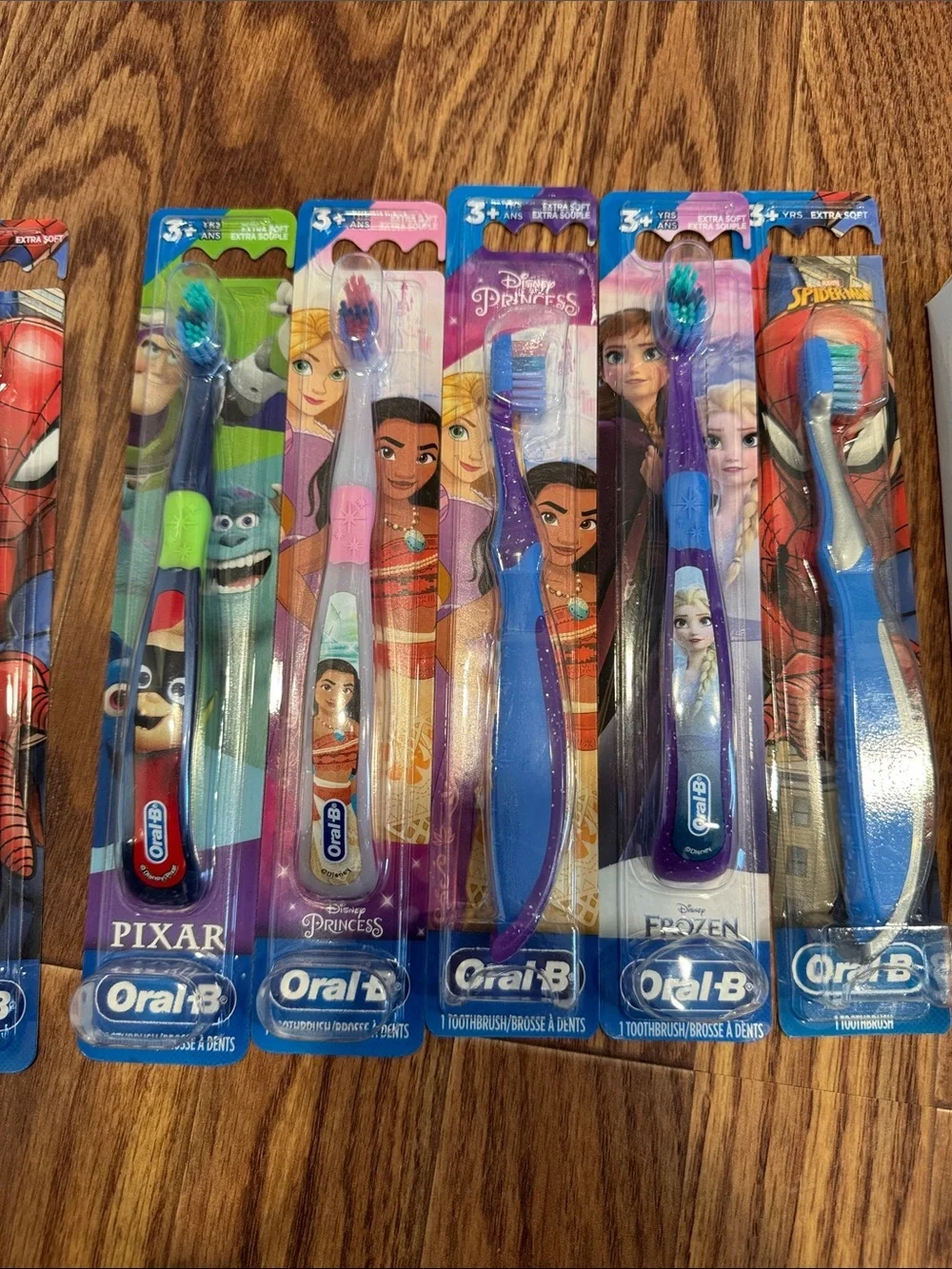 Oral-B Kids Character Toothbrushes - Multicolor/Character Assortment